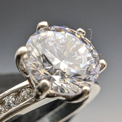 Vintage Jewelry Zirconia Sterling Silver Ring